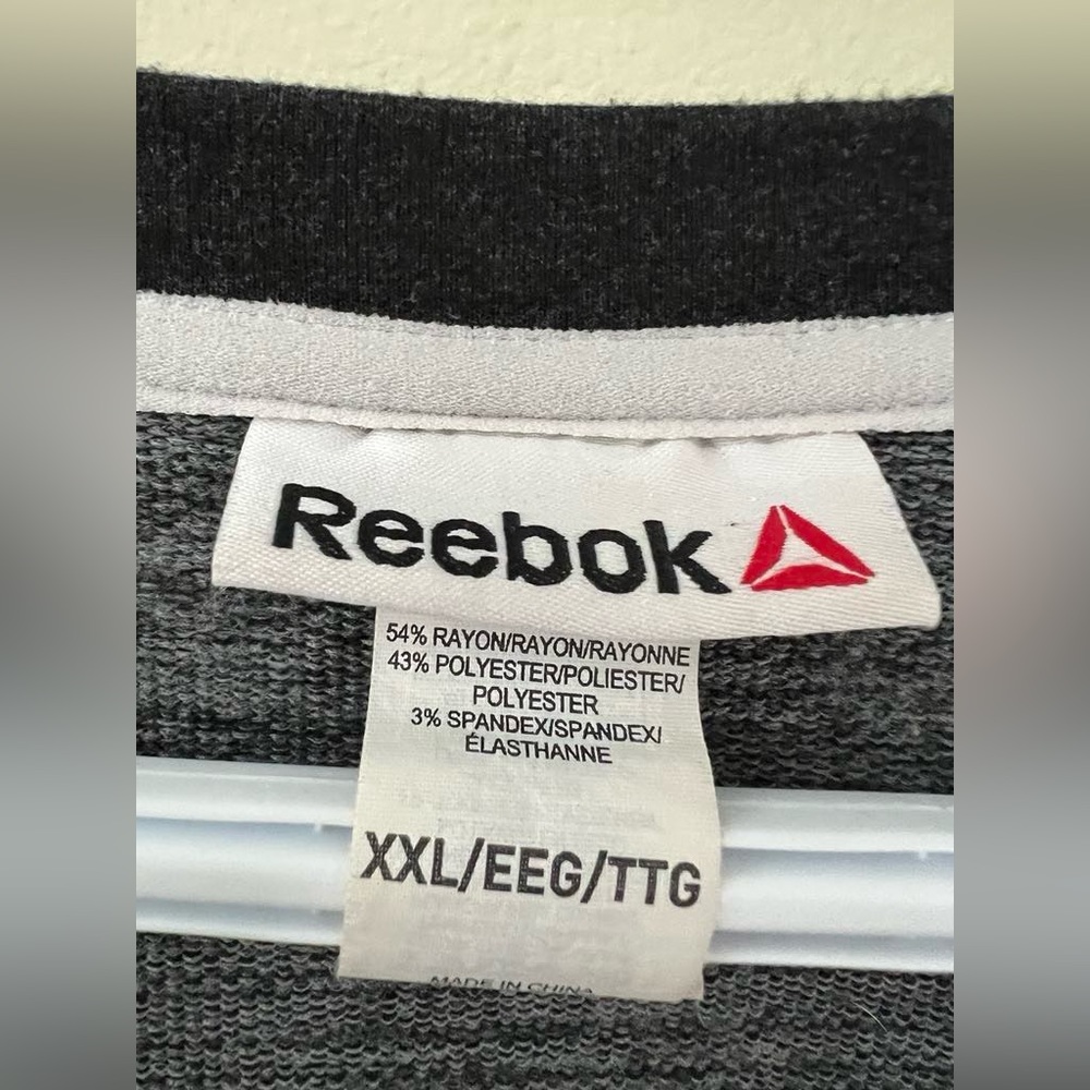 XXL Reebok Sweatshirt - Picture 2 of 4